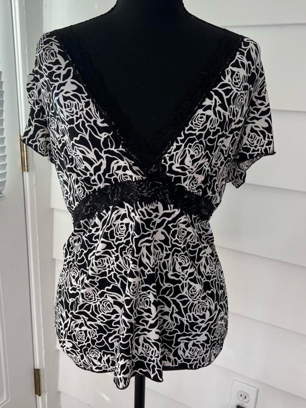 Vintage Carole Little Black and White Floral Lace-Trim Blouse